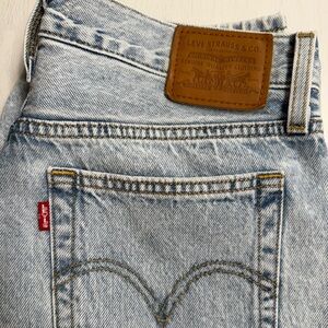 Levi’s Premium Wedgie Straight Jeans